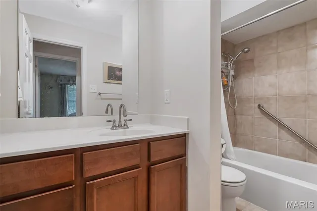 $300,000 | 1511 Hampton Hall Drive, Unit 19 & 20, Chesterfield, MO 63017