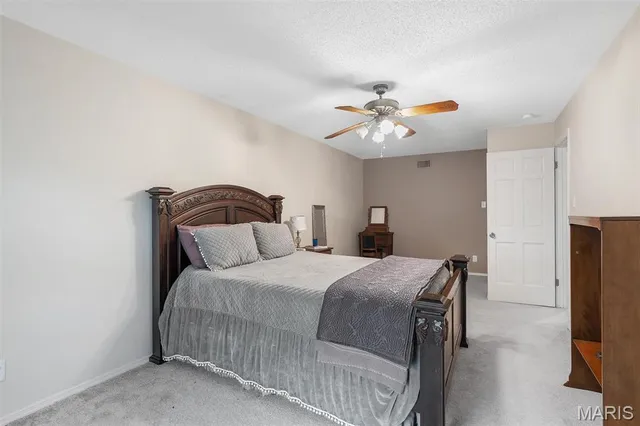 $300,000 | 1511 Hampton Hall Drive, Unit 19 & 20, Chesterfield, MO 63017