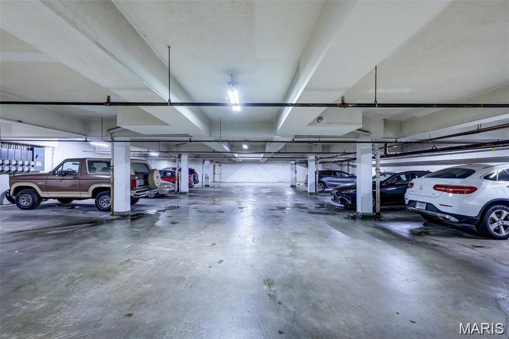 1511 Hampton Hall Drive, Unit 19 & 20 Chesterfield, MO 63017 - Photo 47 of 49