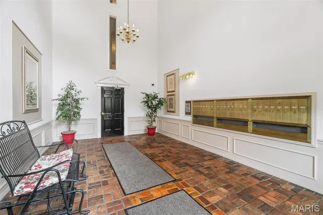 $300,000 | 1511 Hampton Hall Drive, Unit 19 & 20, Chesterfield, MO 63017