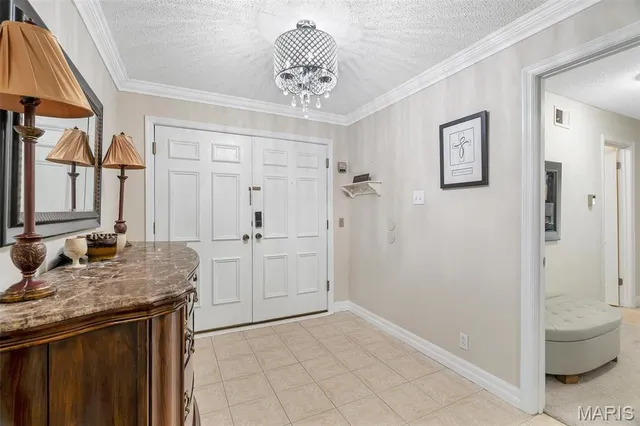 $300,000 | 1511 Hampton Hall Drive, Unit 19 & 20, Chesterfield, MO 63017