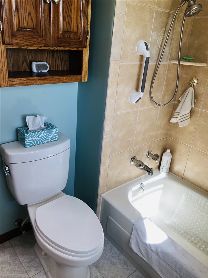 2359 Bullock Road Bay City, MI 48708 - Photo 19 of 30 50026436-18.JPG