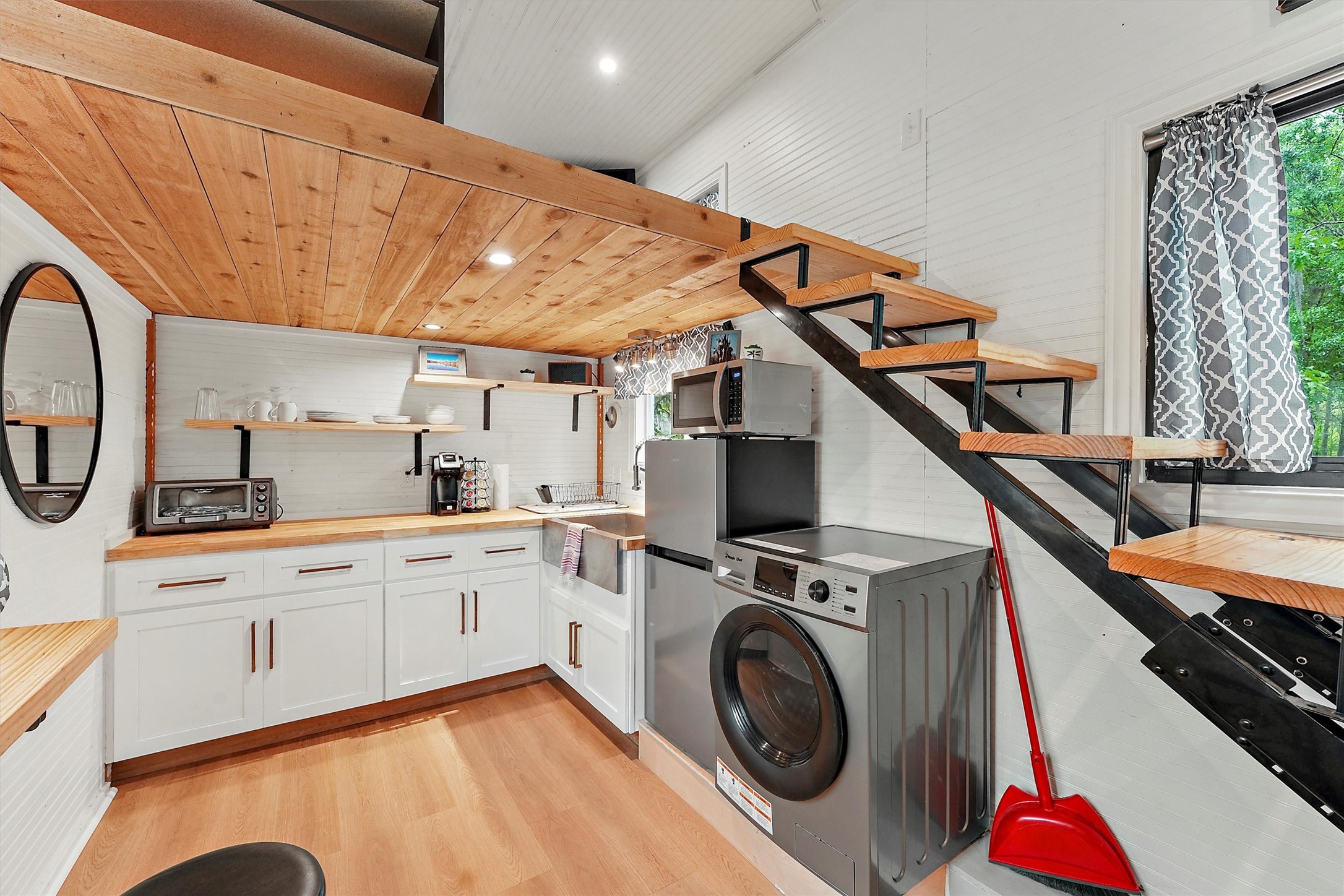 317 Ferguson Drive Cleveland, TX 77327 - Photo 9 of 38