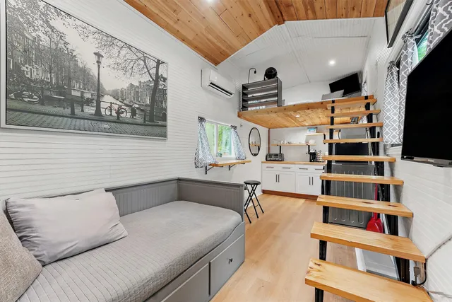 $99,900 | 317 Ferguson Drive, Cleveland, TX 77327