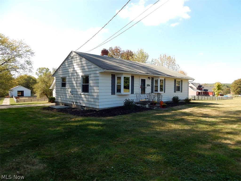 2184 South Hametown Road Akron, OH 44321 - Photo 2 of 35