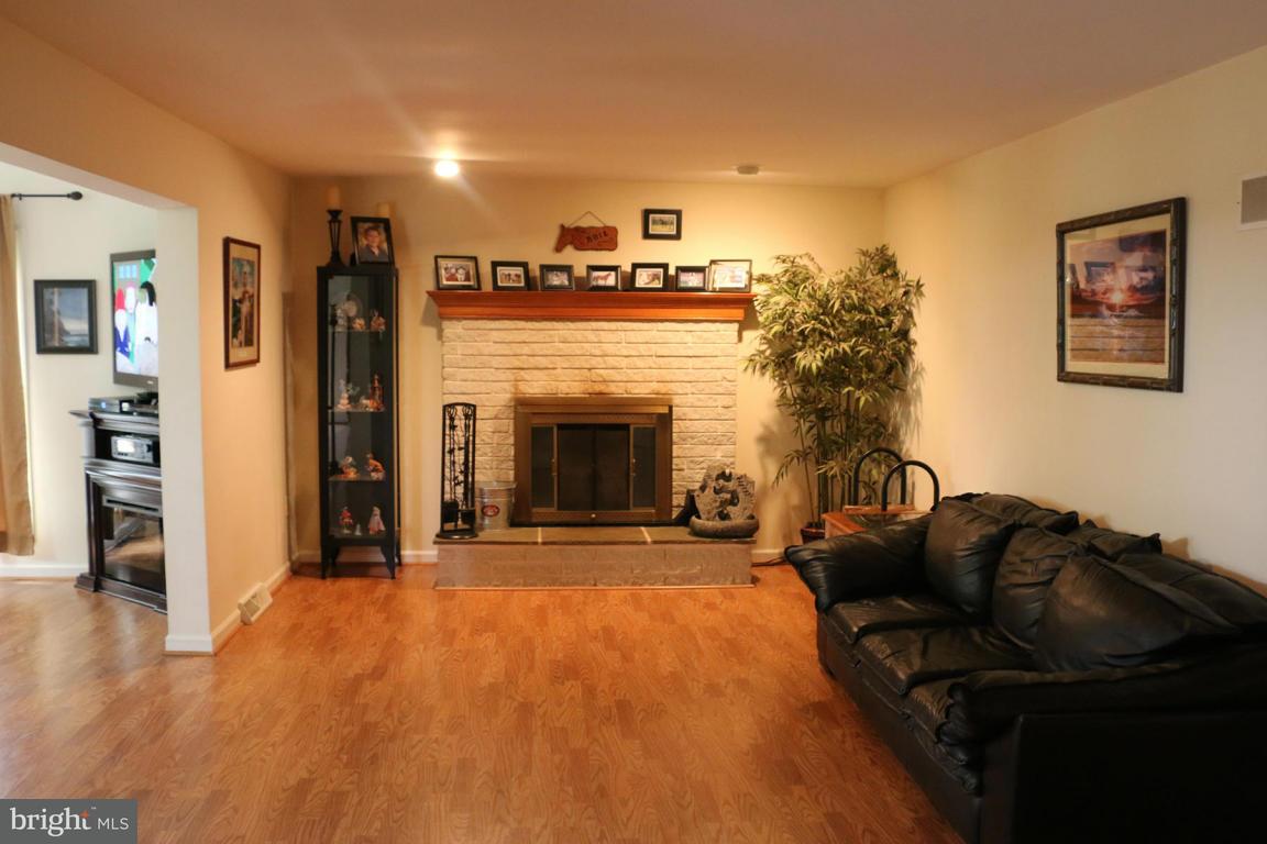 21 A Buch Mill Road Lititz, PA 17543 - Photo 5 of 30