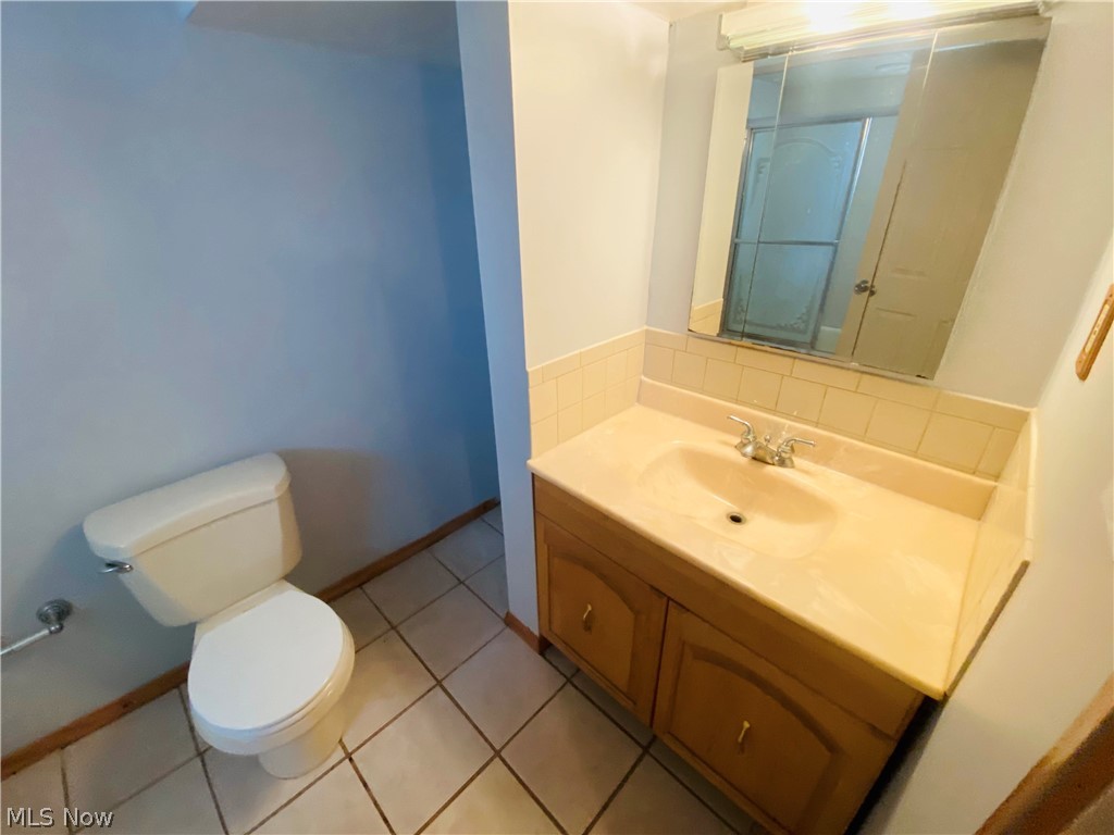 3327 Hearthstone Road Cleveland, OH 44134 - Photo 18 of 25 Basement Bathroom