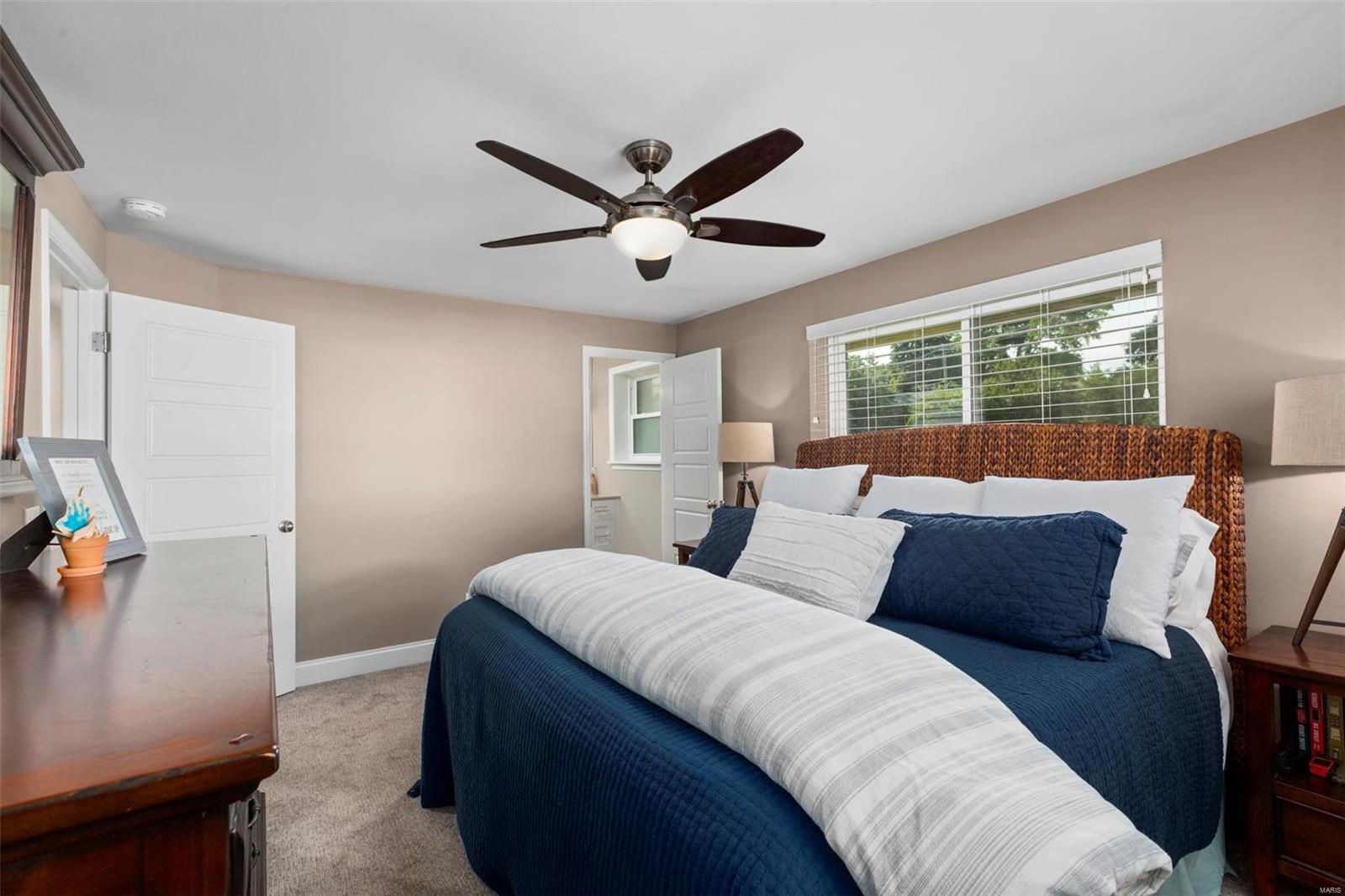 809 Rampart Drive St. Louis, MO 63122 - Photo 12 of 25 Gallery Image 12