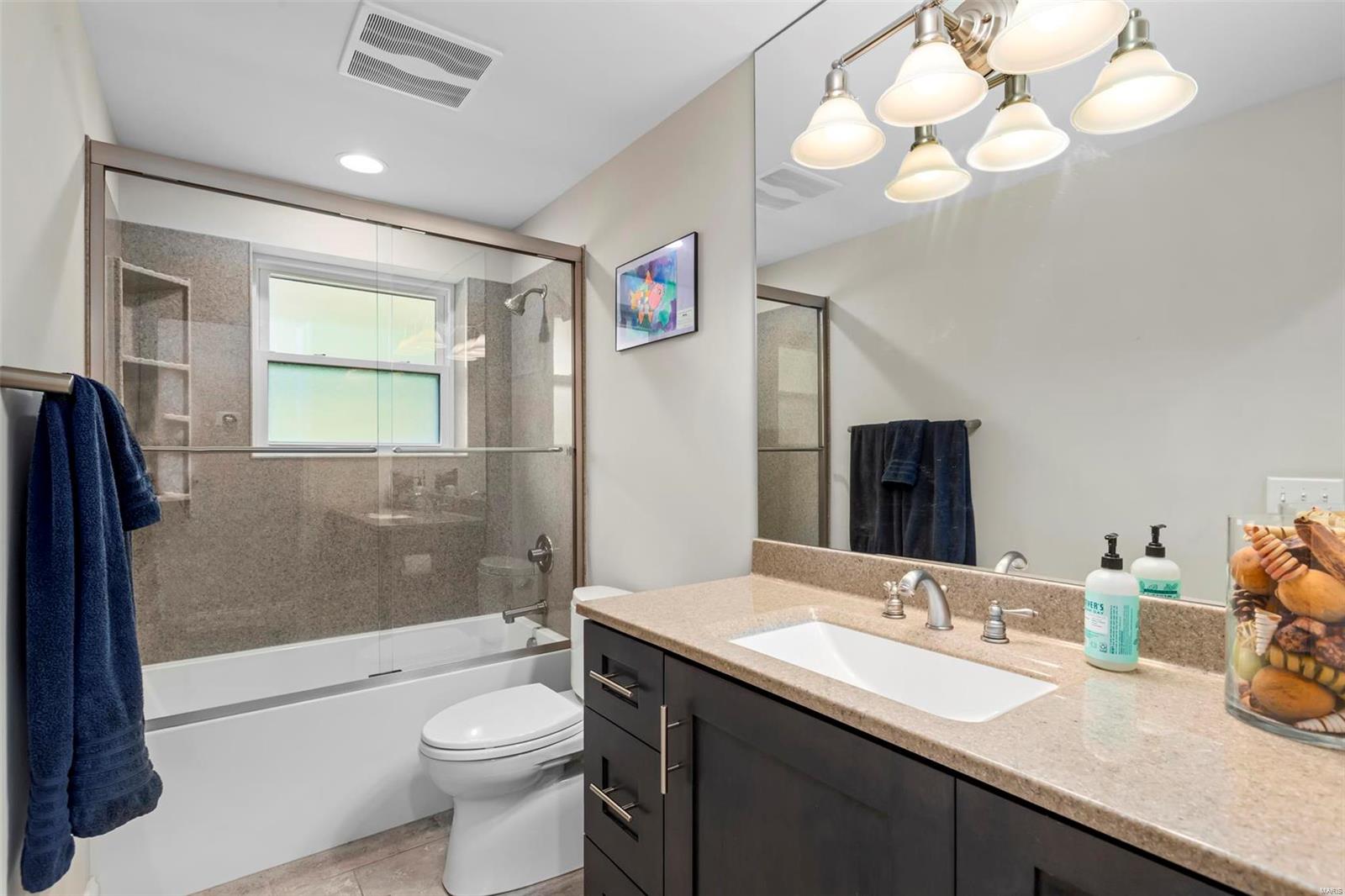 809 Rampart Drive St. Louis, MO 63122 - Photo 15 of 25 Gallery Image 15