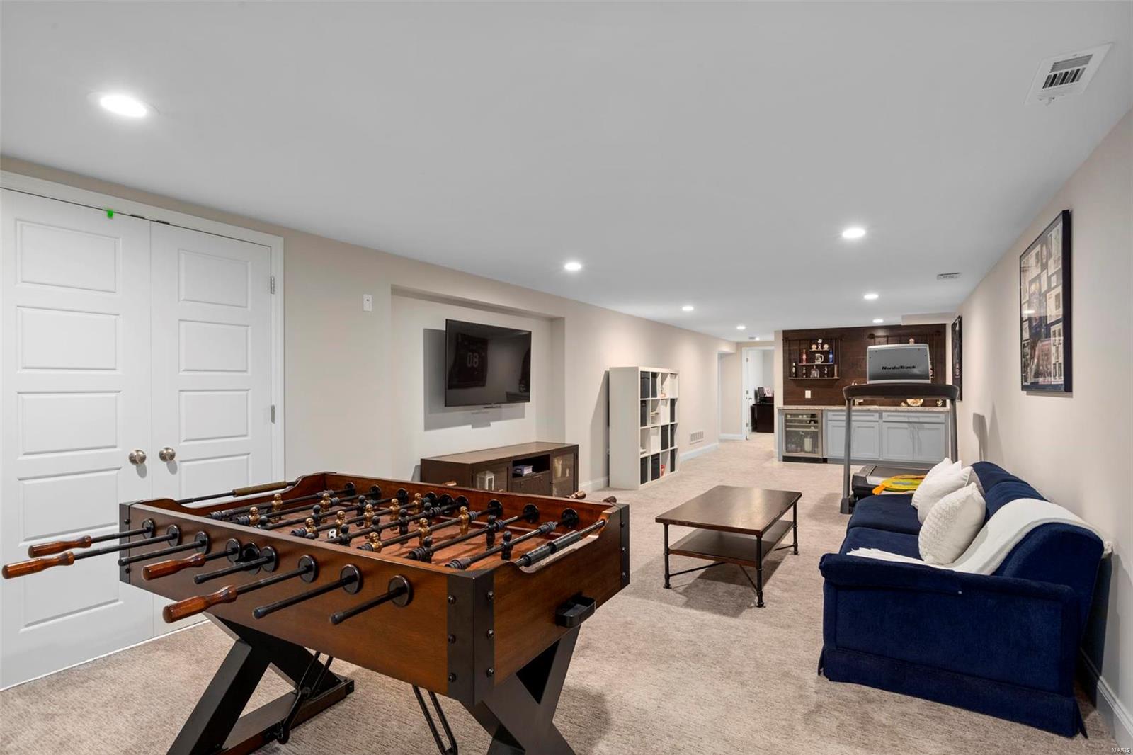 809 Rampart Drive St. Louis, MO 63122 - Photo 17 of 25 Gallery Image 17