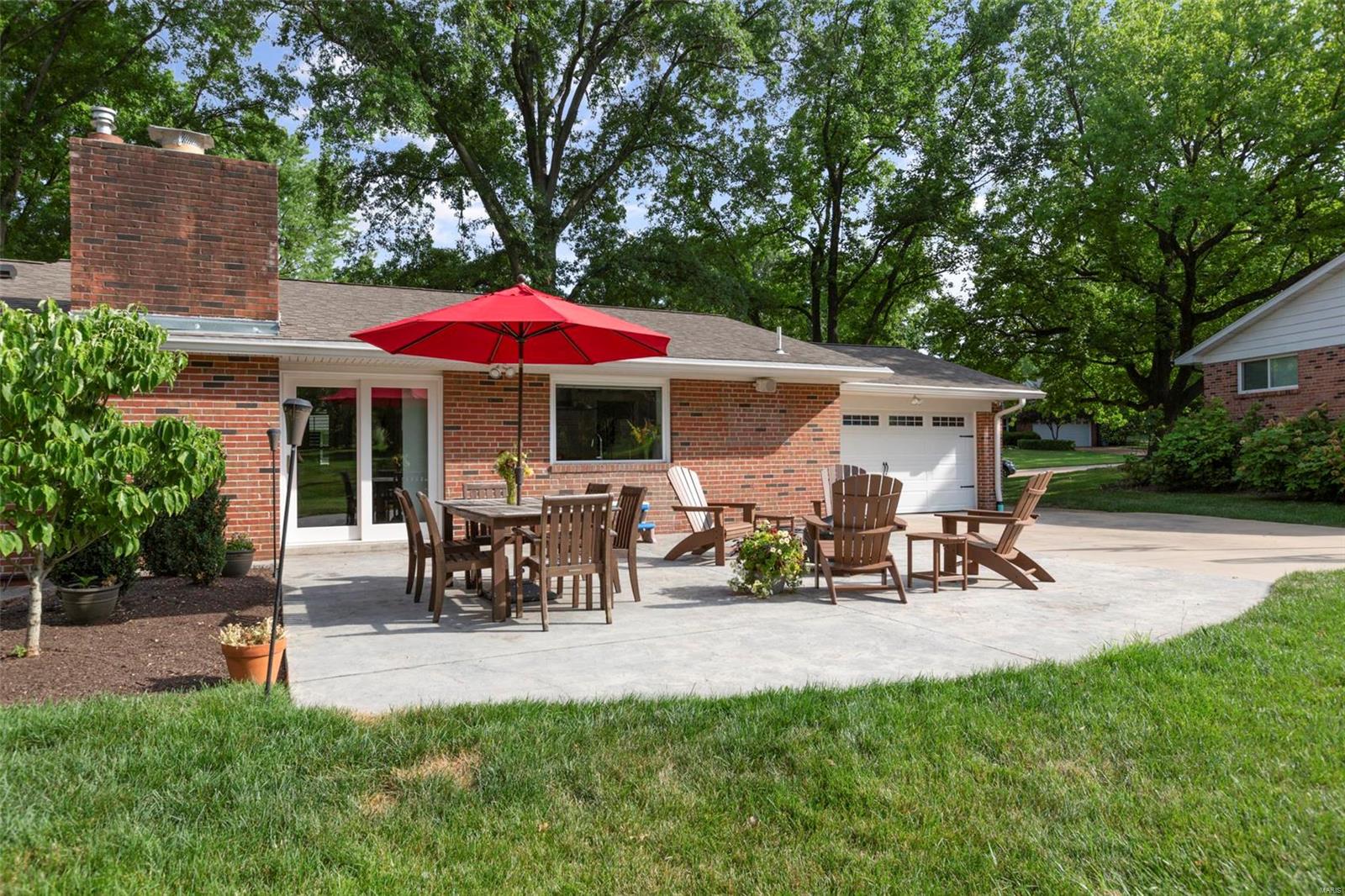 809 Rampart Drive St. Louis, MO 63122 - Photo 4 of 25 Gallery Image 4