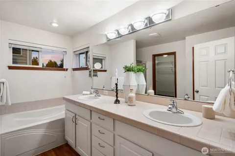 $699,500 | 14027 Southeast 281st Street, Kent, WA 98042