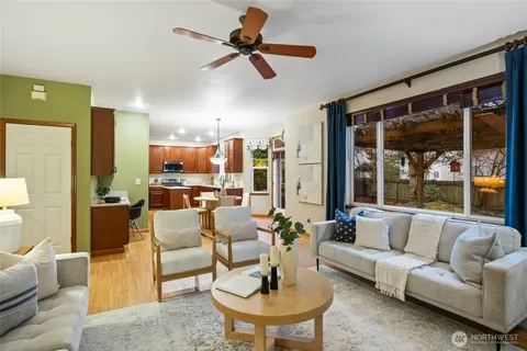 $699,500 | 14027 Southeast 281st Street, Kent, WA 98042