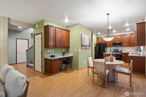 $699,500 | 14027 Southeast 281st Street, Kent, WA 98042