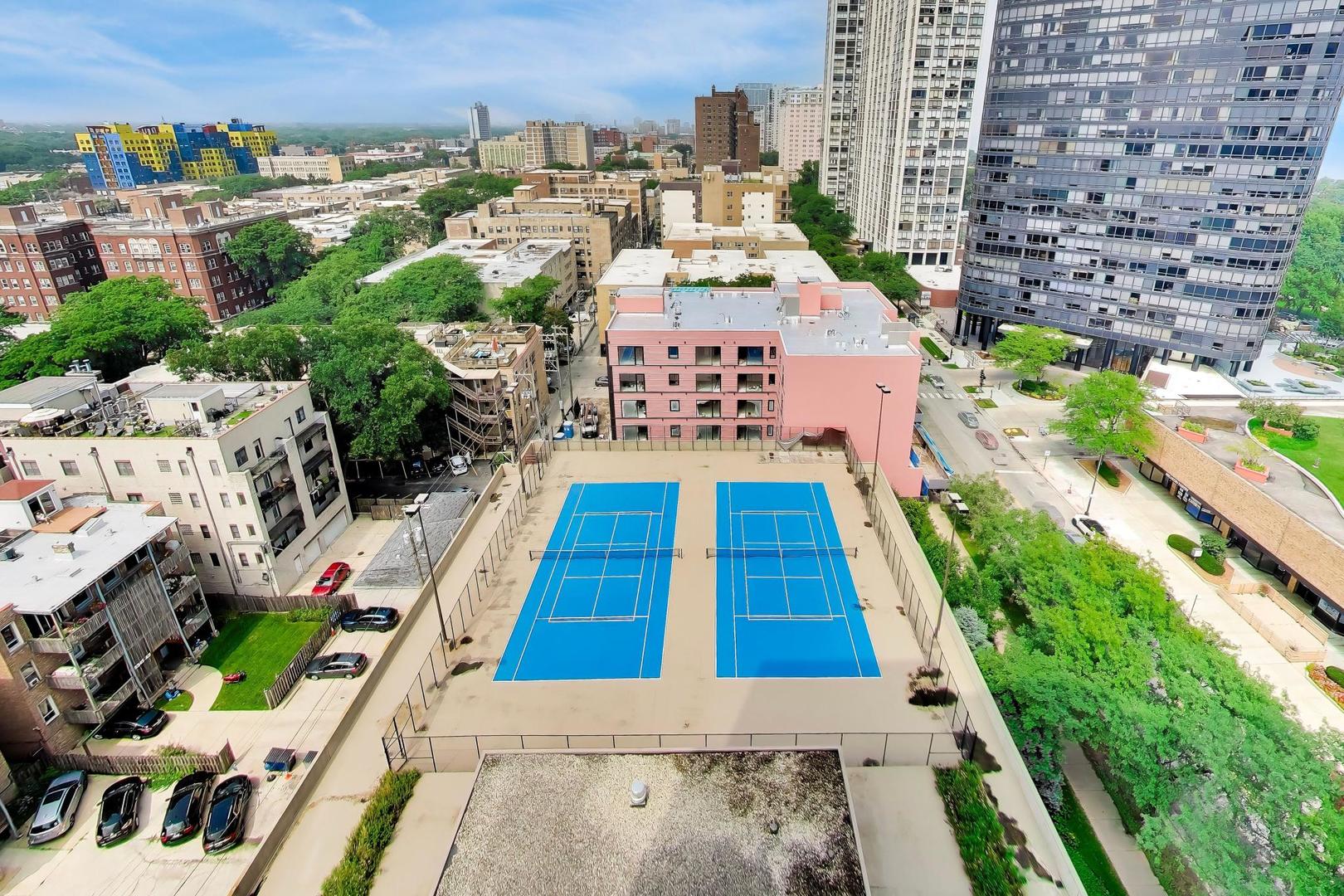 5320 North Sheridan Road, Unit 1509 Chicago, IL 60640 - Photo 19 of 30 Gallery Image 19
