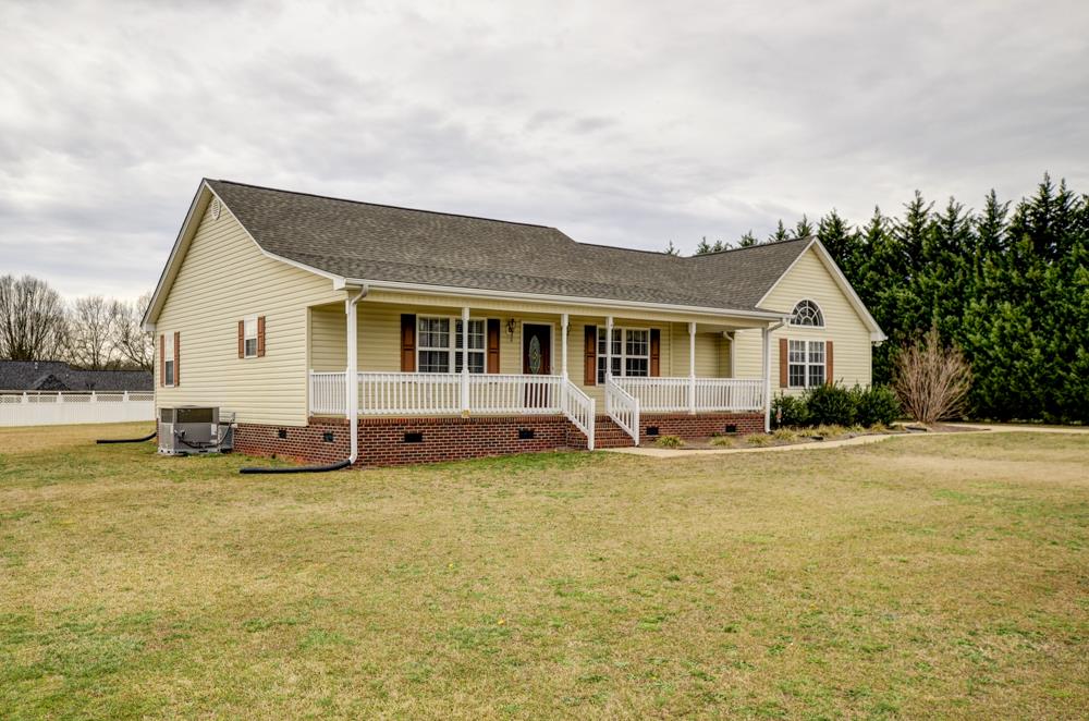 1165 Holly Springs Road Lyman, SC 29365 - Photo 2 of 22
