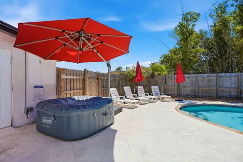 $525,000 | 917 West Drew Street, Lantana, FL 33462