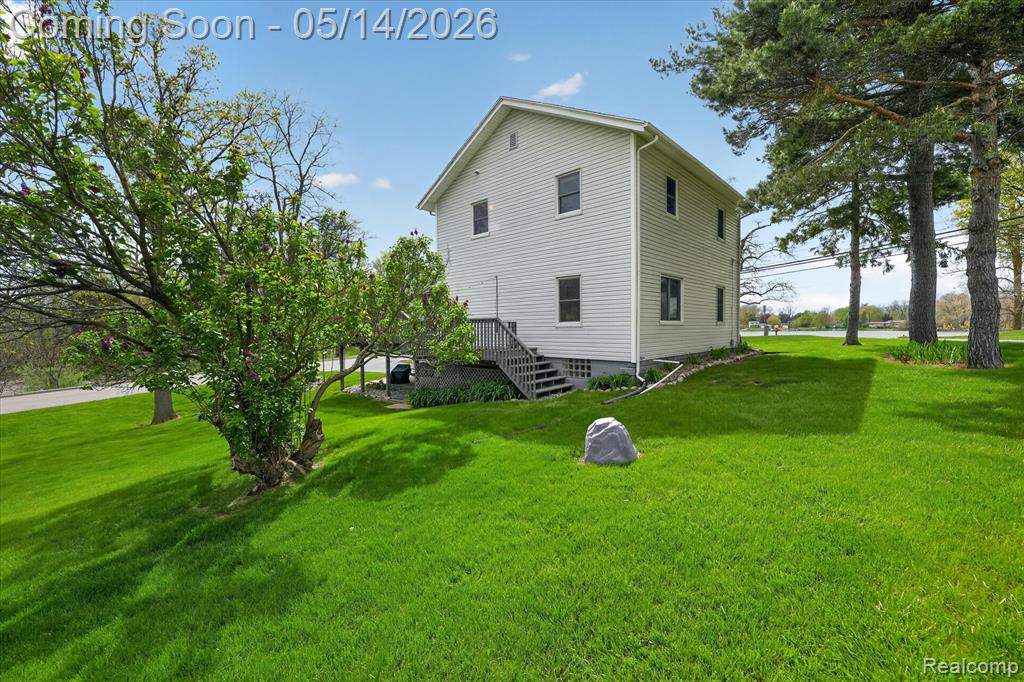 12409 Fenton Road Fenton, MI 48430 - Photo 36 of 61