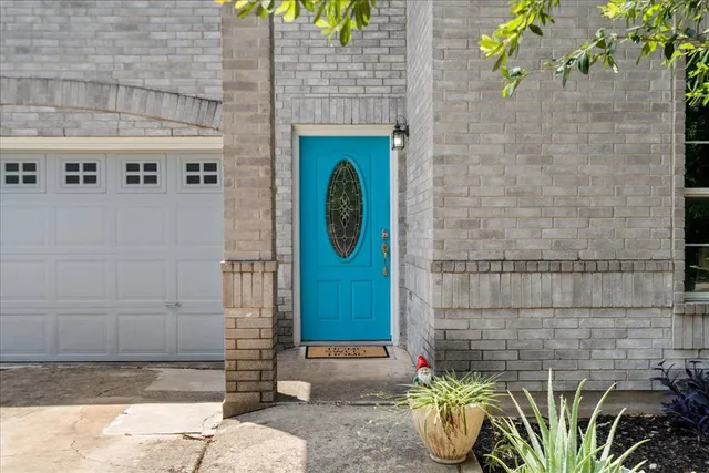 $395,000 | 8008 Verbank Villa Drive, Austin, TX 78747