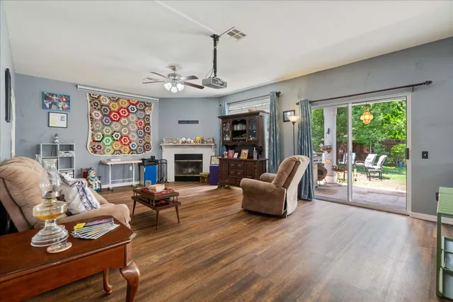 $395,000 | 8008 Verbank Villa Drive, Austin, TX 78747