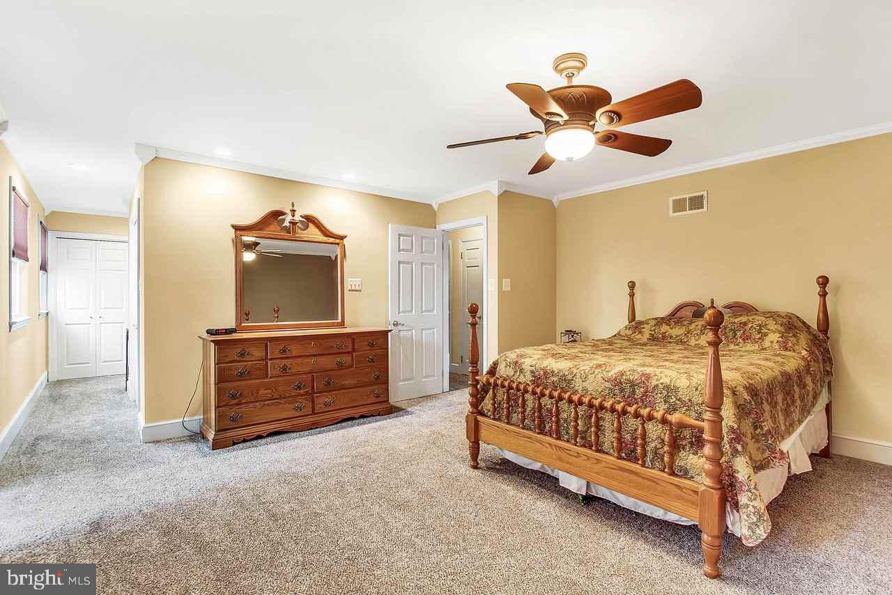 2236 Old Colony Road York, PA 17402 - Photo 15 of 30 Gallery Image 15