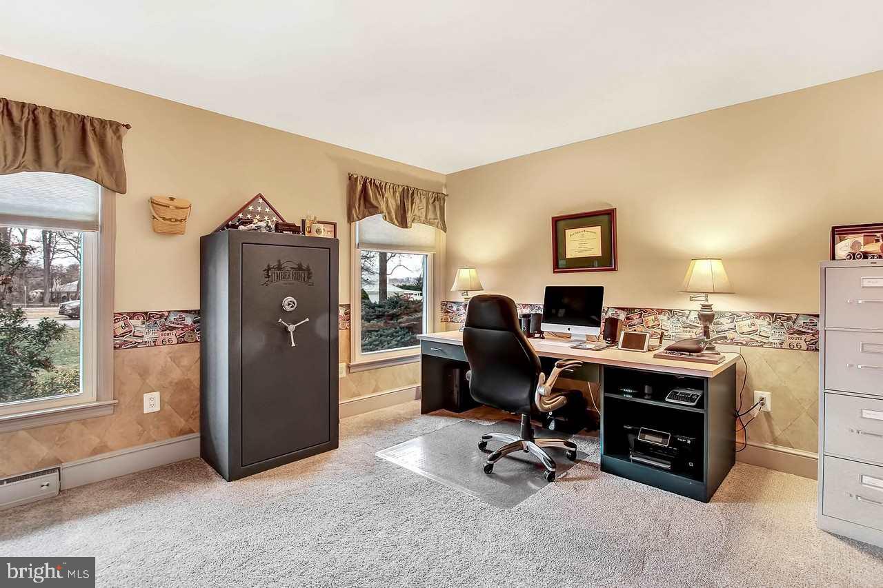 2236 Old Colony Road York, PA 17402 - Photo 19 of 30 Gallery Image 19