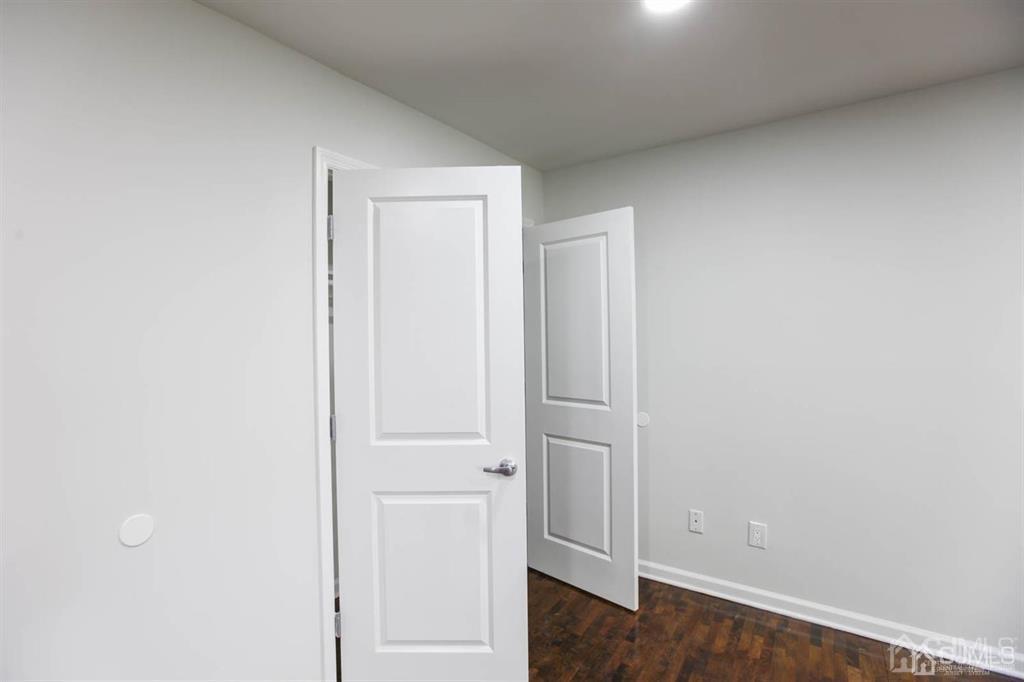 3004 Hana Road Edison, NJ 08817 - Photo 13 of 14