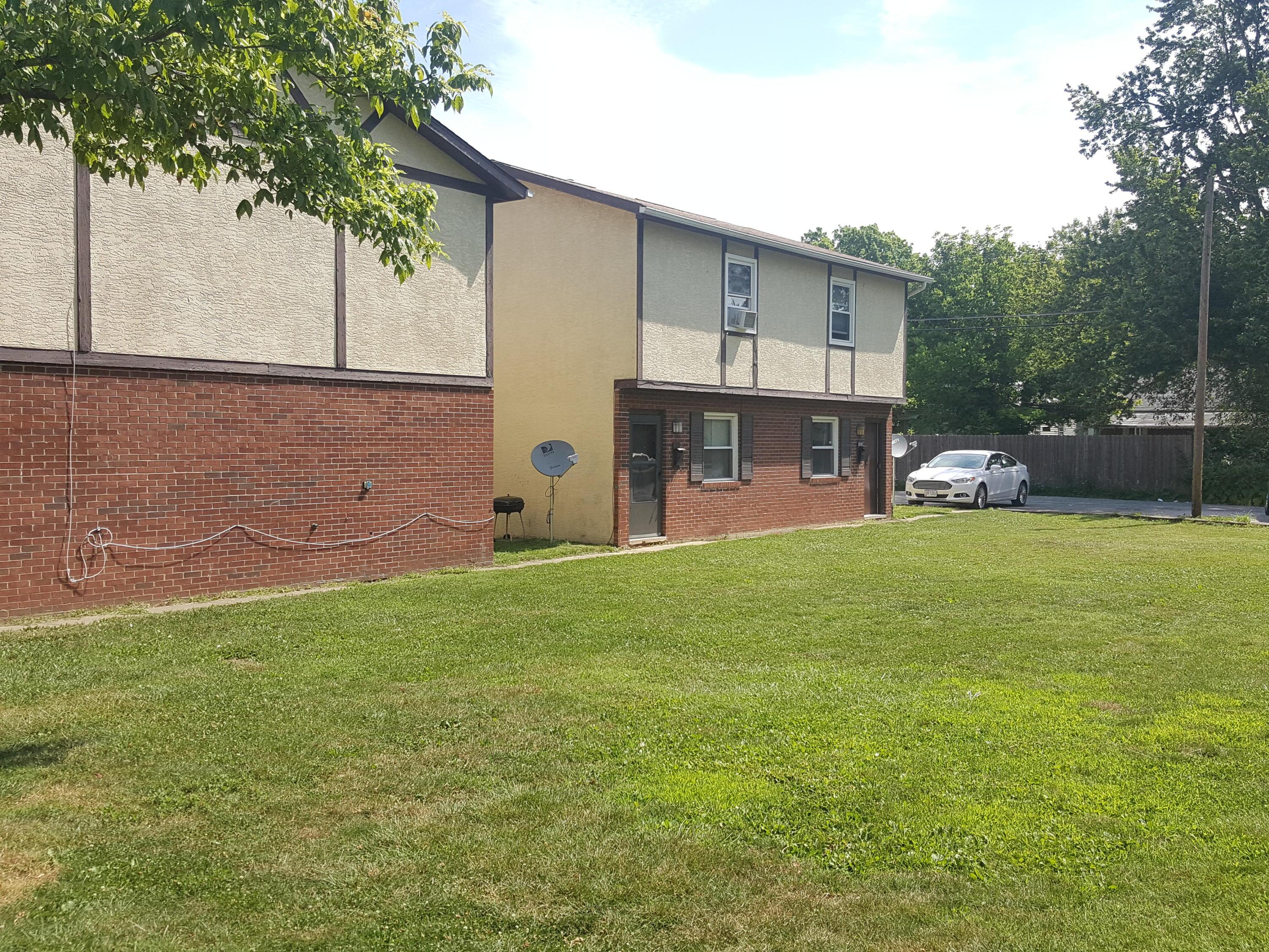 3082 Howey Road Columbus, OH 43224 - Photo 2 of 16