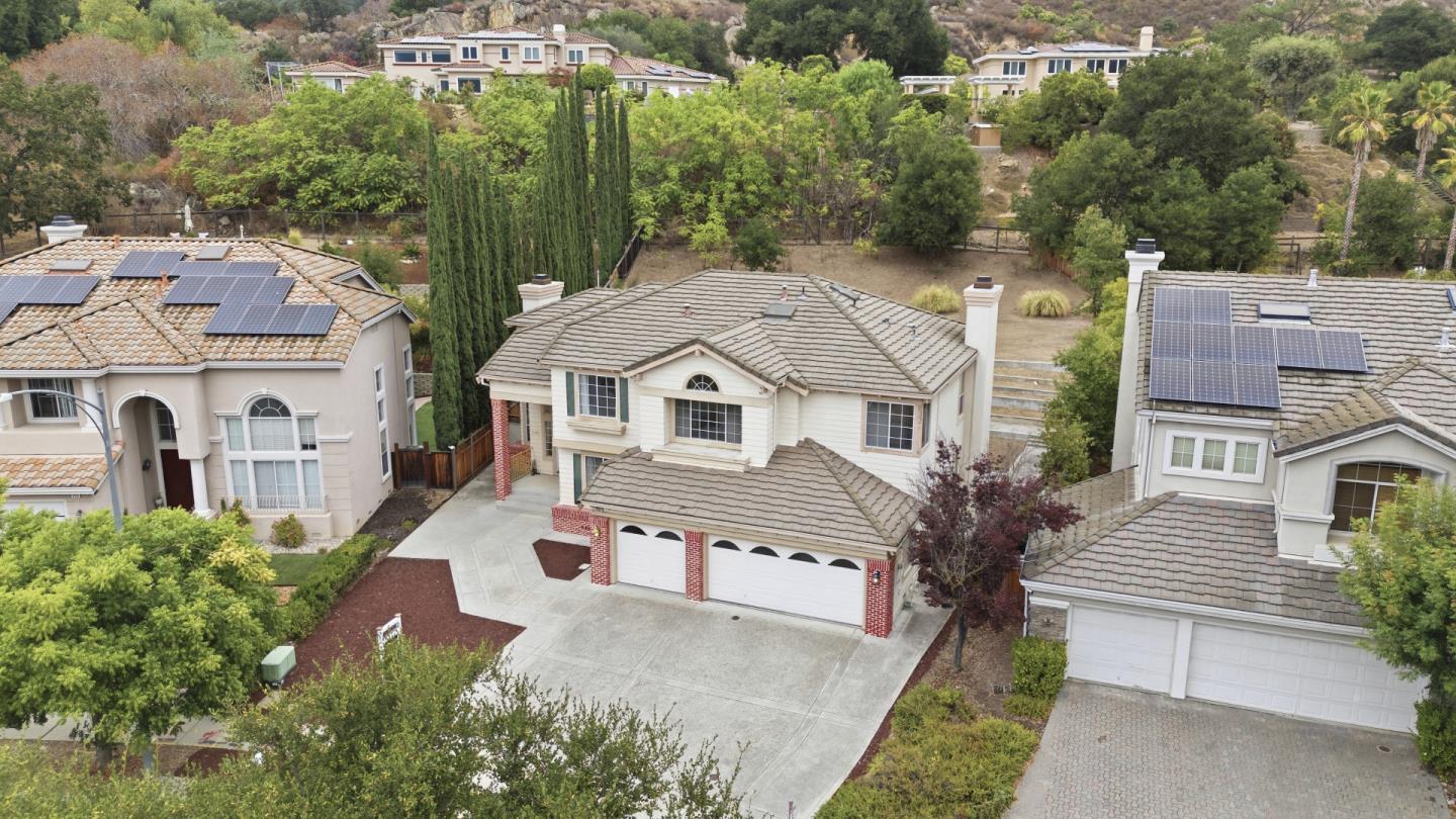 6594 Pfeiffer Ranch Road San Jose, CA 95120 - Photo 4 of 72 Gallery Image 4