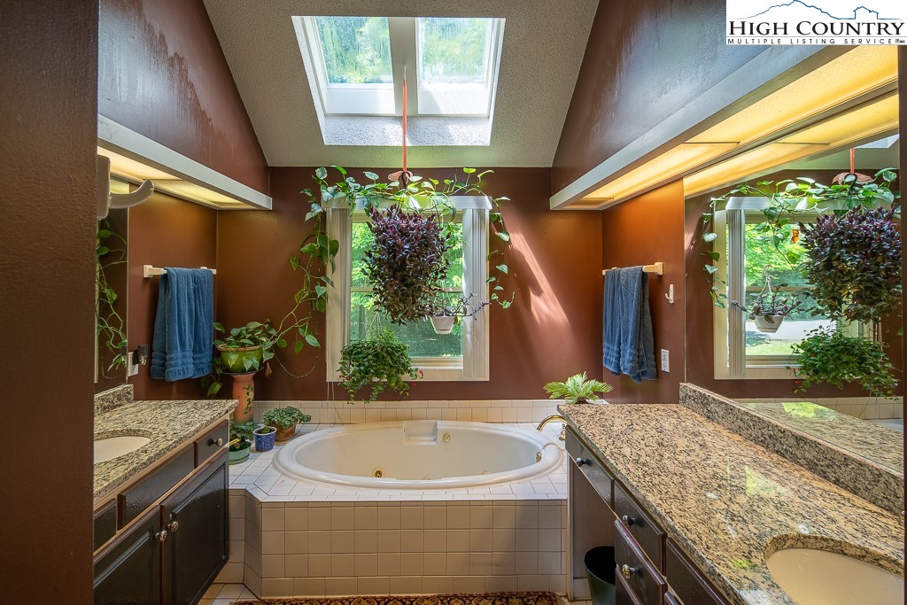 185 Grandview Heights Boone, NC 28607 - Photo 19 of 50 Gallery Image 19