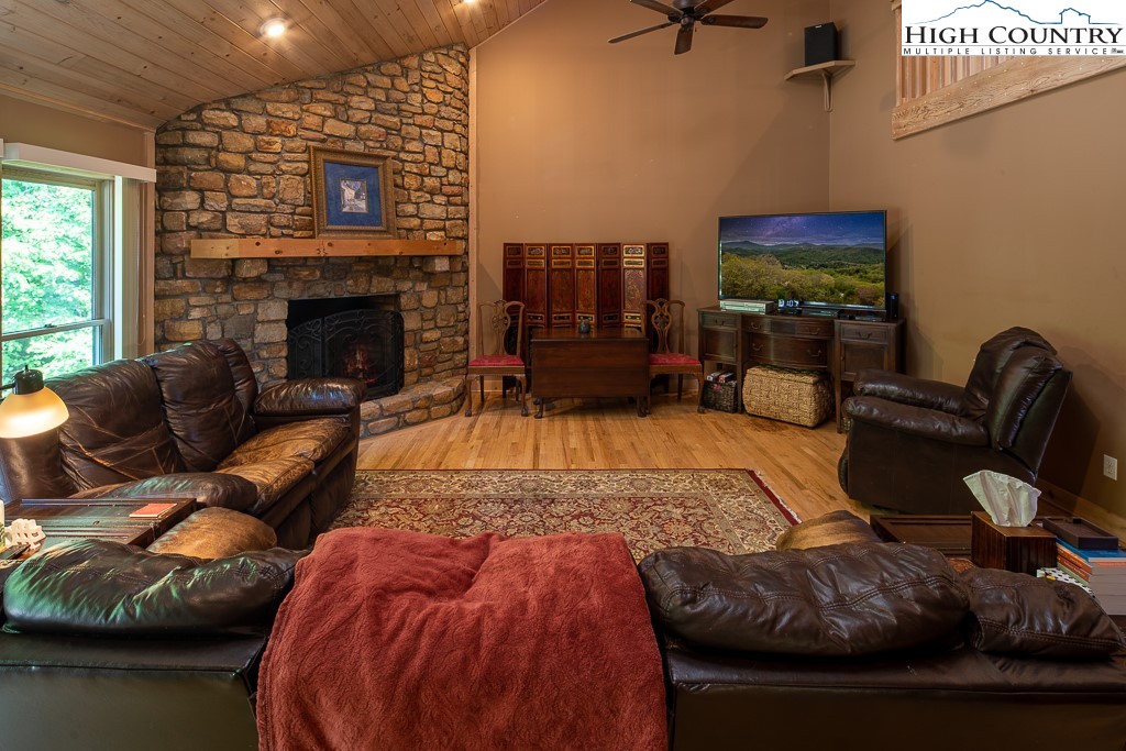 185 Grandview Heights Boone, NC 28607 - Photo 5 of 50 Gallery Image 5