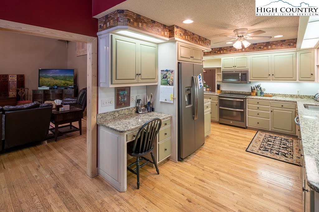 185 Grandview Heights Boone, NC 28607 - Photo 10 of 50 Gallery Image 10
