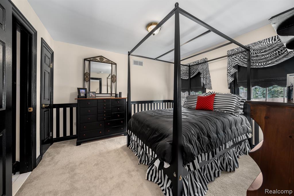 4654 John R Road Troy, MI 48085 - Photo 32 of 54
