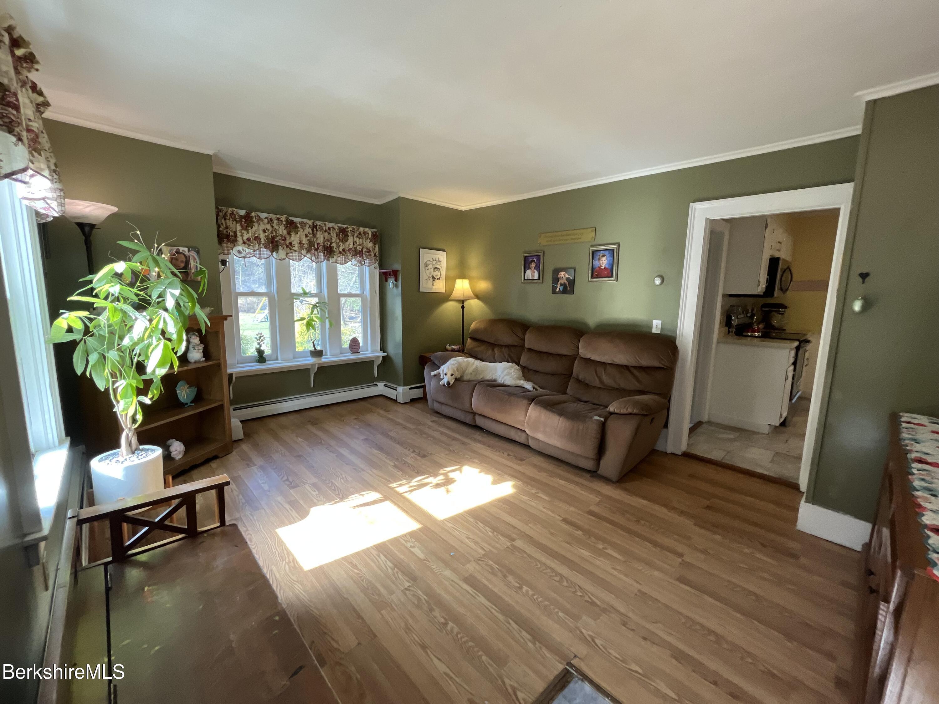 1301 Cold Spring Road Williamstown, MA 01267 - Photo 8 of 42 LR 3