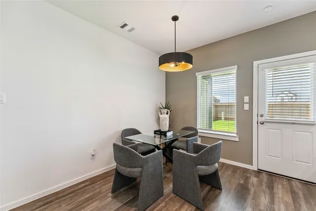 $269,990 | 4821 Peanut Butter And Jelly Drive, Houston, TX 77048