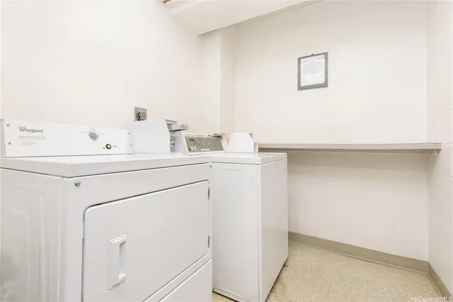 $340,000 | 1415 Victoria Street, Unit 211, Honolulu, HI 96822