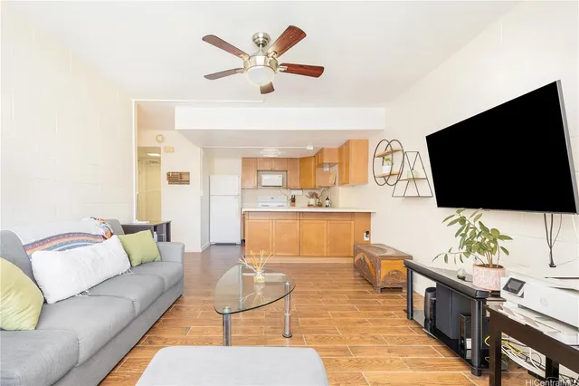 $340,000 | 1415 Victoria Street, Unit 211, Honolulu, HI 96822