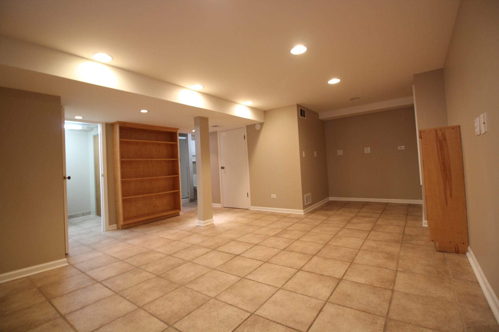 5237 North Olcott Avenue Chicago, IL 60656 - Photo 20 of 26 a view of an empty room