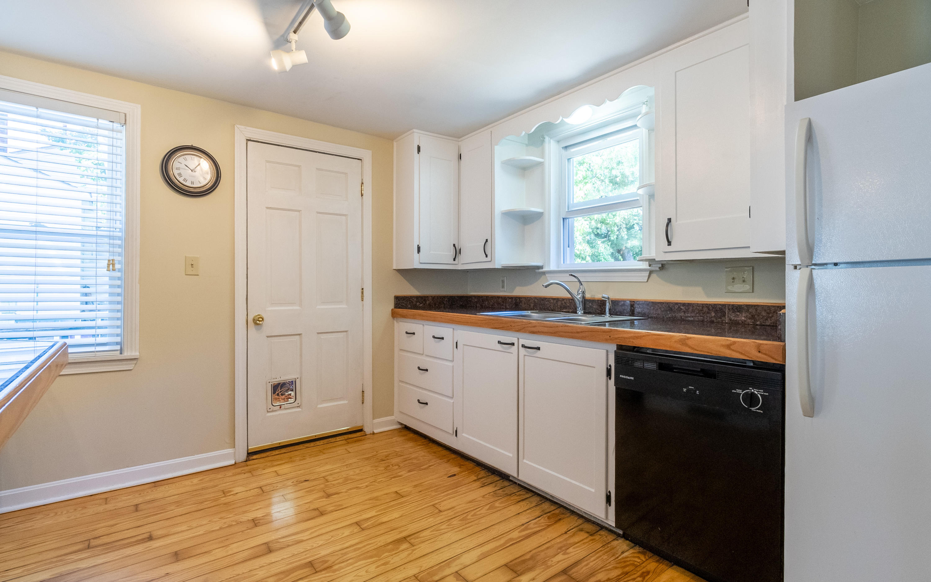 69 Cumberland Road South Portland, ME 04106 - Photo 4 of 32 Kitchen sink area