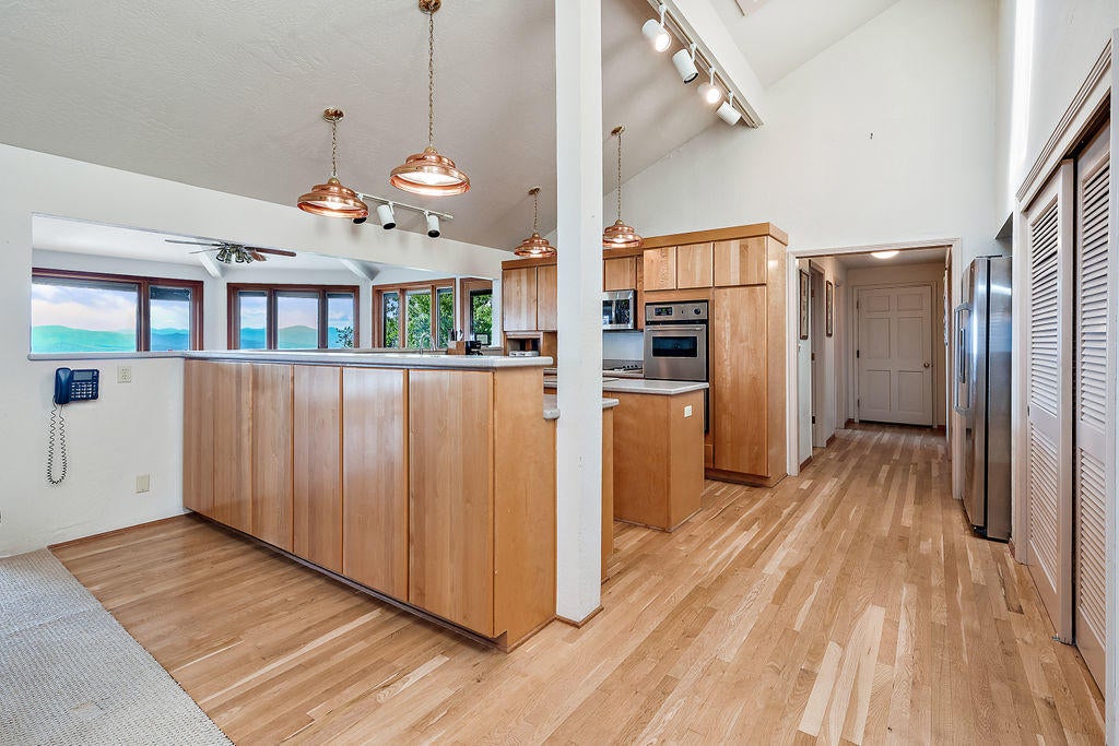 6069 Hughes Road Medford, OR 97504 - Photo 53 of 84 HR(53)