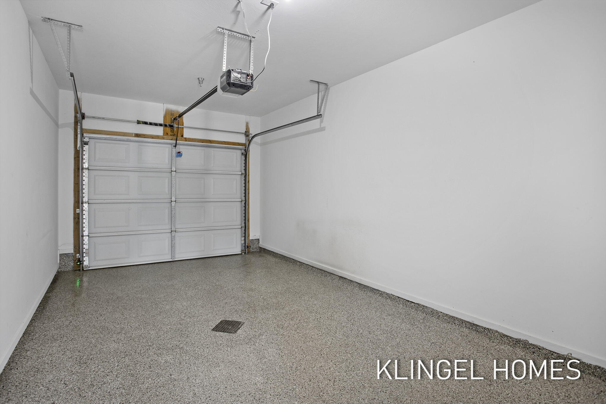 930 West Savidge Street, Unit 4 Spring Lake, MI 49456 - Photo 21 of 25 89-web-or-mls-930-savidge-st-4