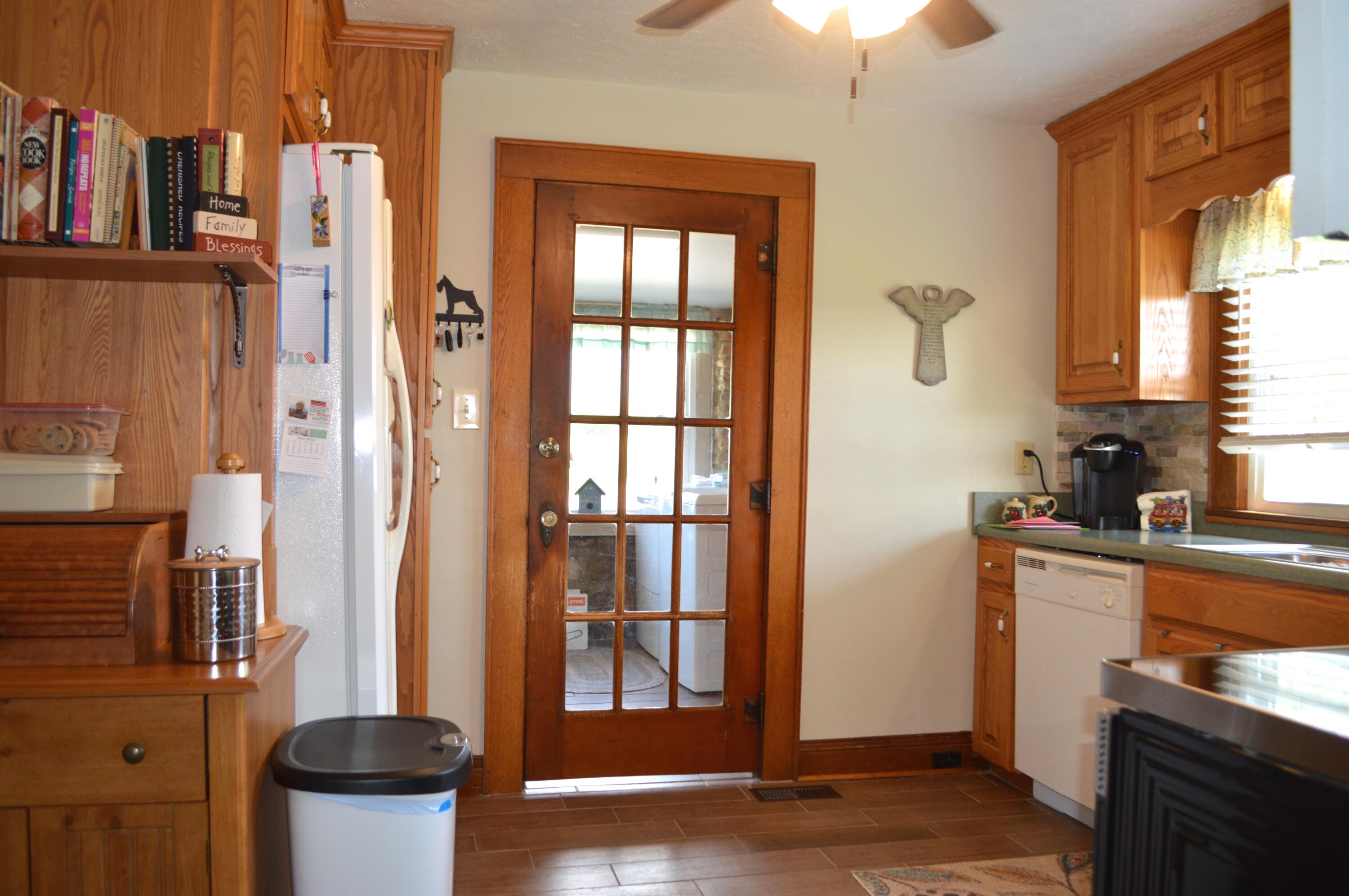 120 Ricker Road Greeneville, TN 37743 - Photo 16 of 36 DSC_0318