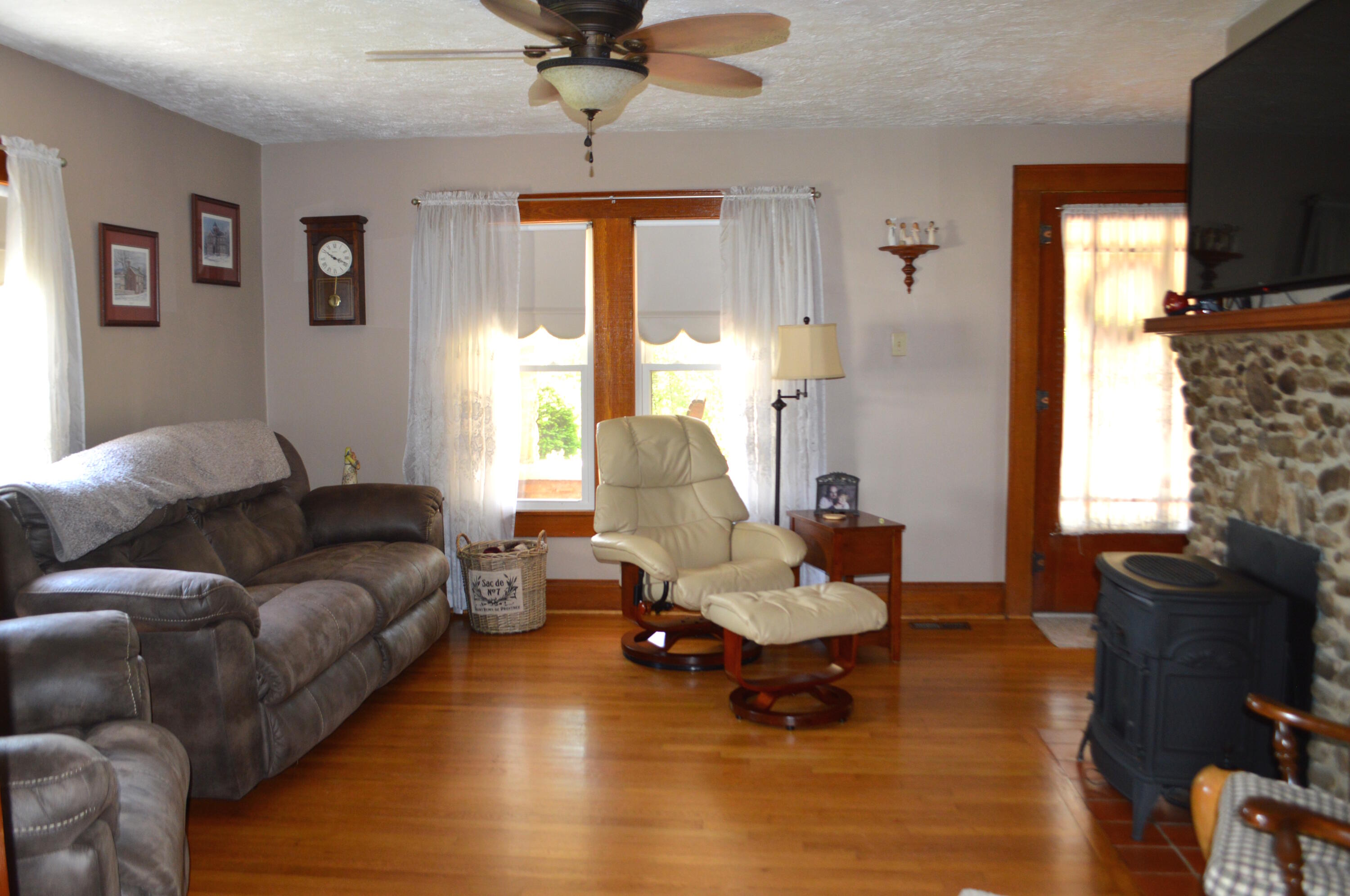 120 Ricker Road Greeneville, TN 37743 - Photo 19 of 36 DSC_0322