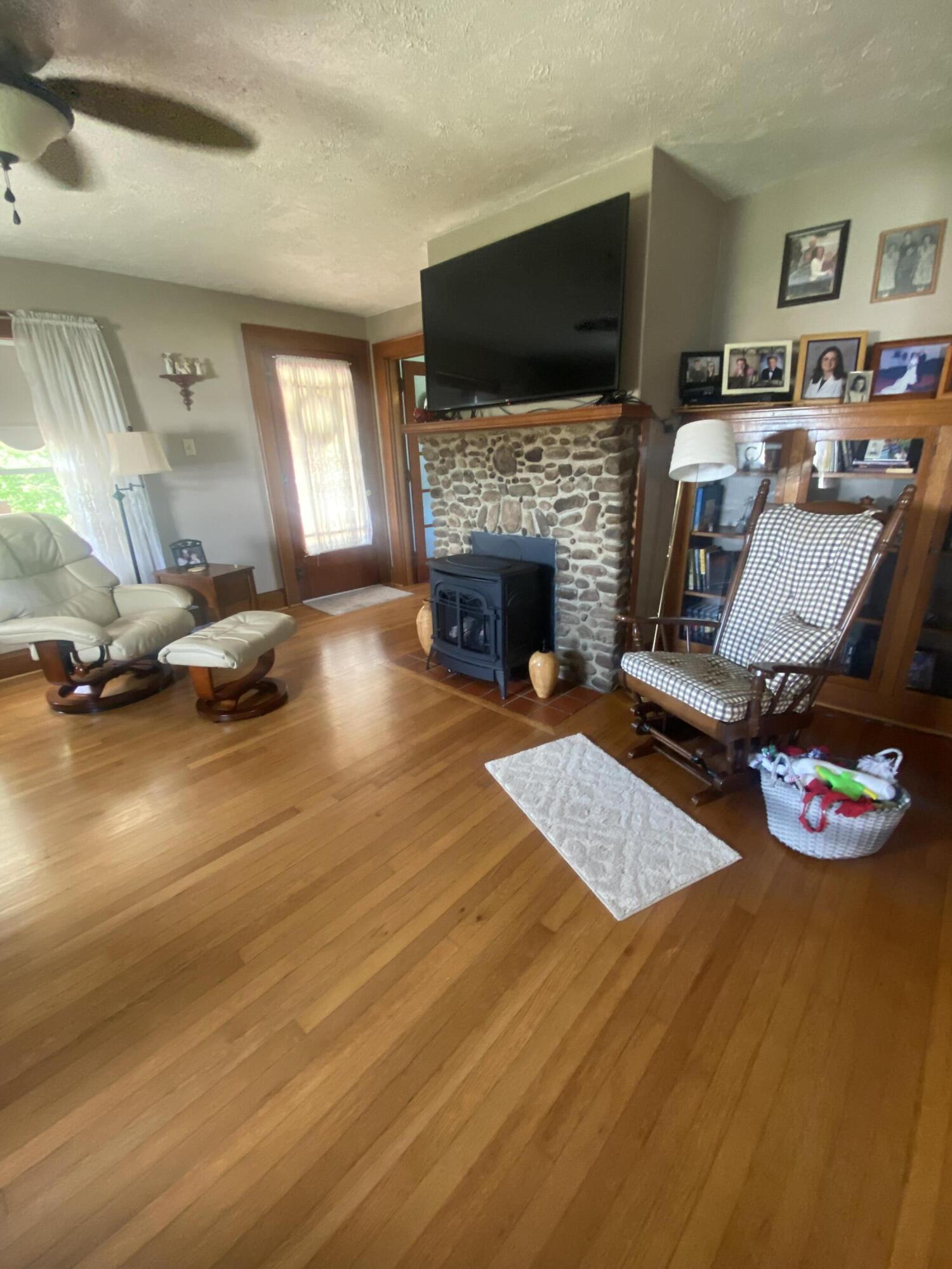 120 Ricker Road Greeneville, TN 37743 - Photo 21 of 36 IMG-2667