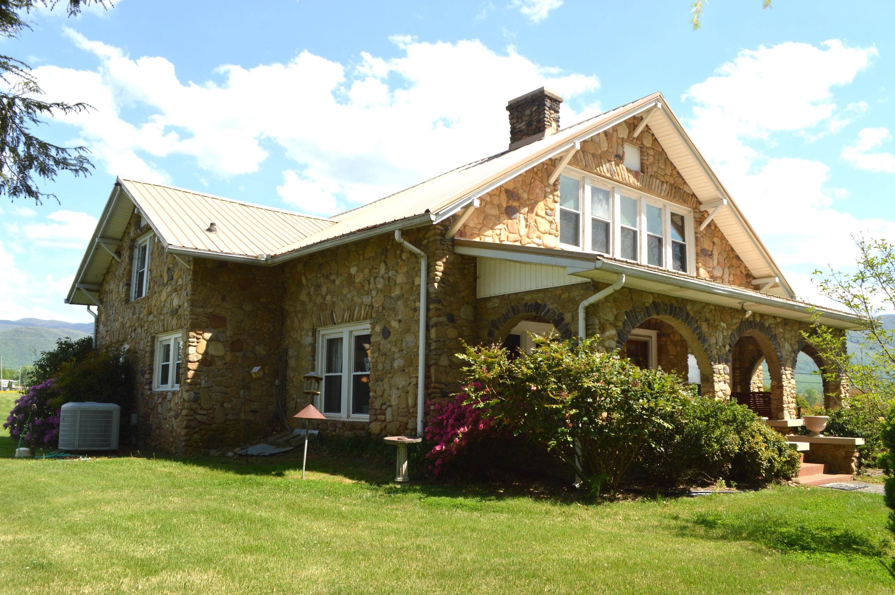 120 Ricker Road Greeneville, TN 37743 - Photo 3 of 36 DSC_0309