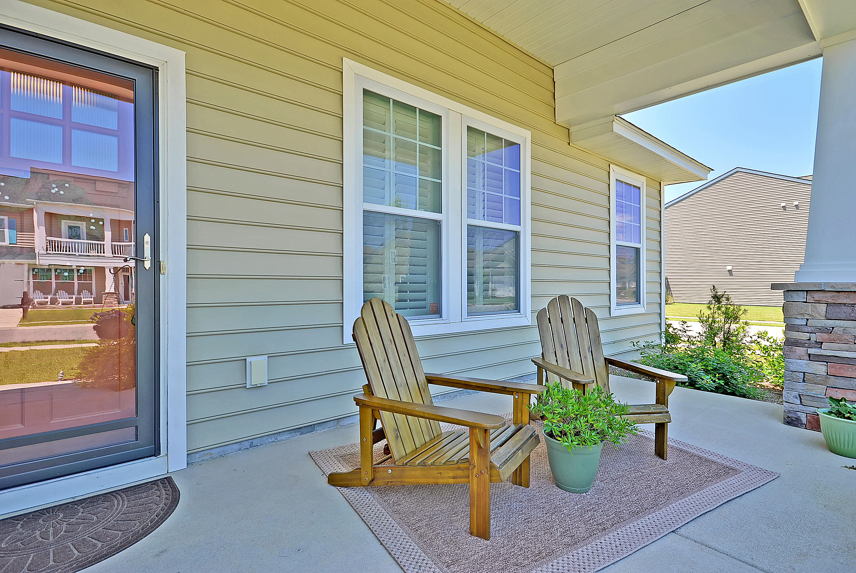 325 Fox Ridge Lane Moncks Corner, SC 29461 - Photo 4 of 46 325 Fox Ridge Lane, 29461