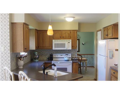 105 Windmill Road Butler, PA 16002 - Photo 2 of 18 Kitchen.