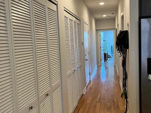 $3,500 | 693 North Peoria Street, Unit 3S, Chicago, IL 60642