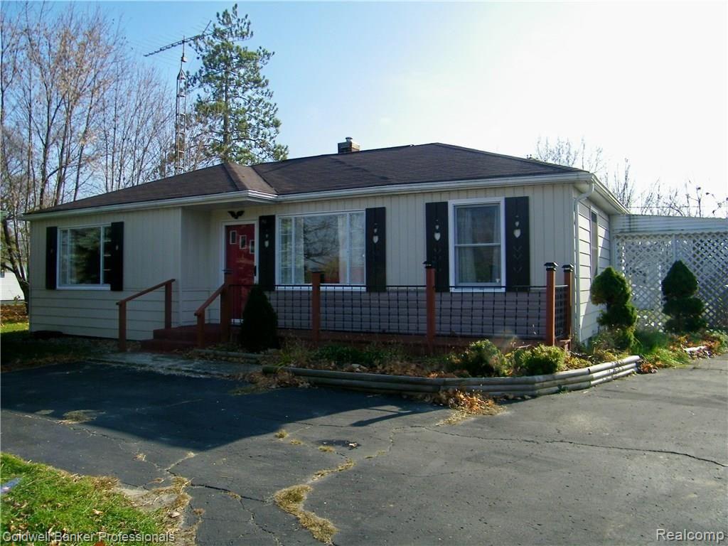 1718 Bowers Road Lapeer, MI 48446 - Photo 1 of 18 1718 Bowers.jpg