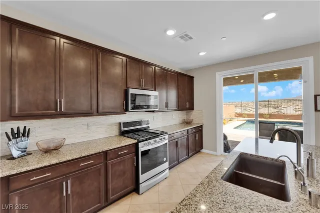 $749,900 | 2714 Frabiele Street, Henderson, NV 89044